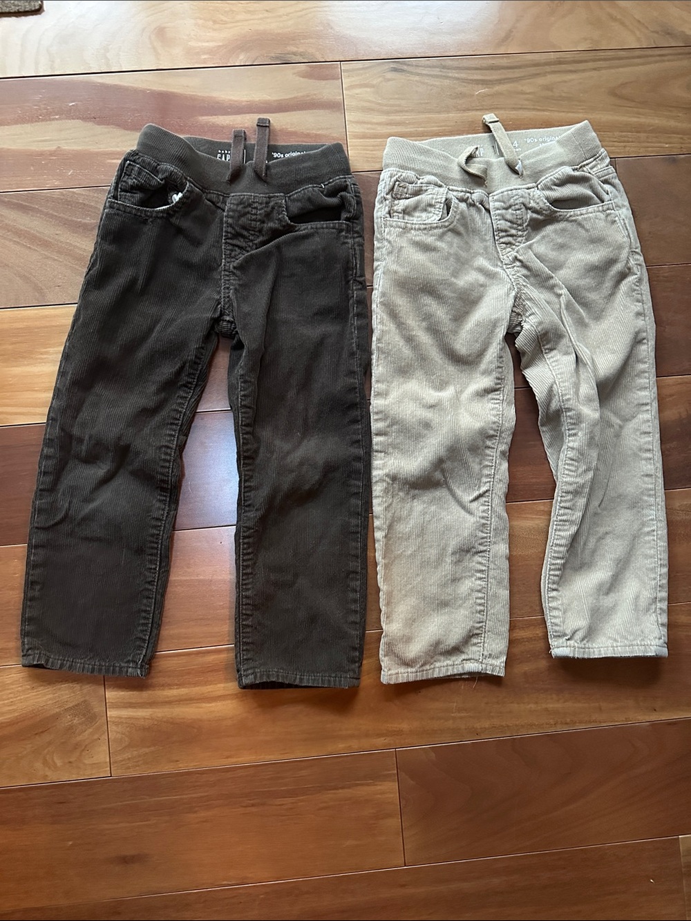 GAP Kids 90s Straight Corduroy Pull-On Pants in Dark Brown and Light Tan 4T